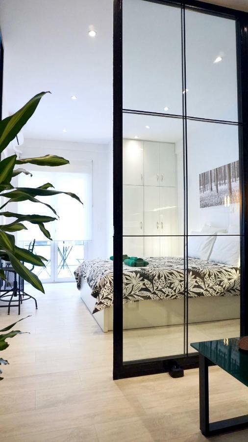 Industrial Style Studio In 雅典 外观 照片